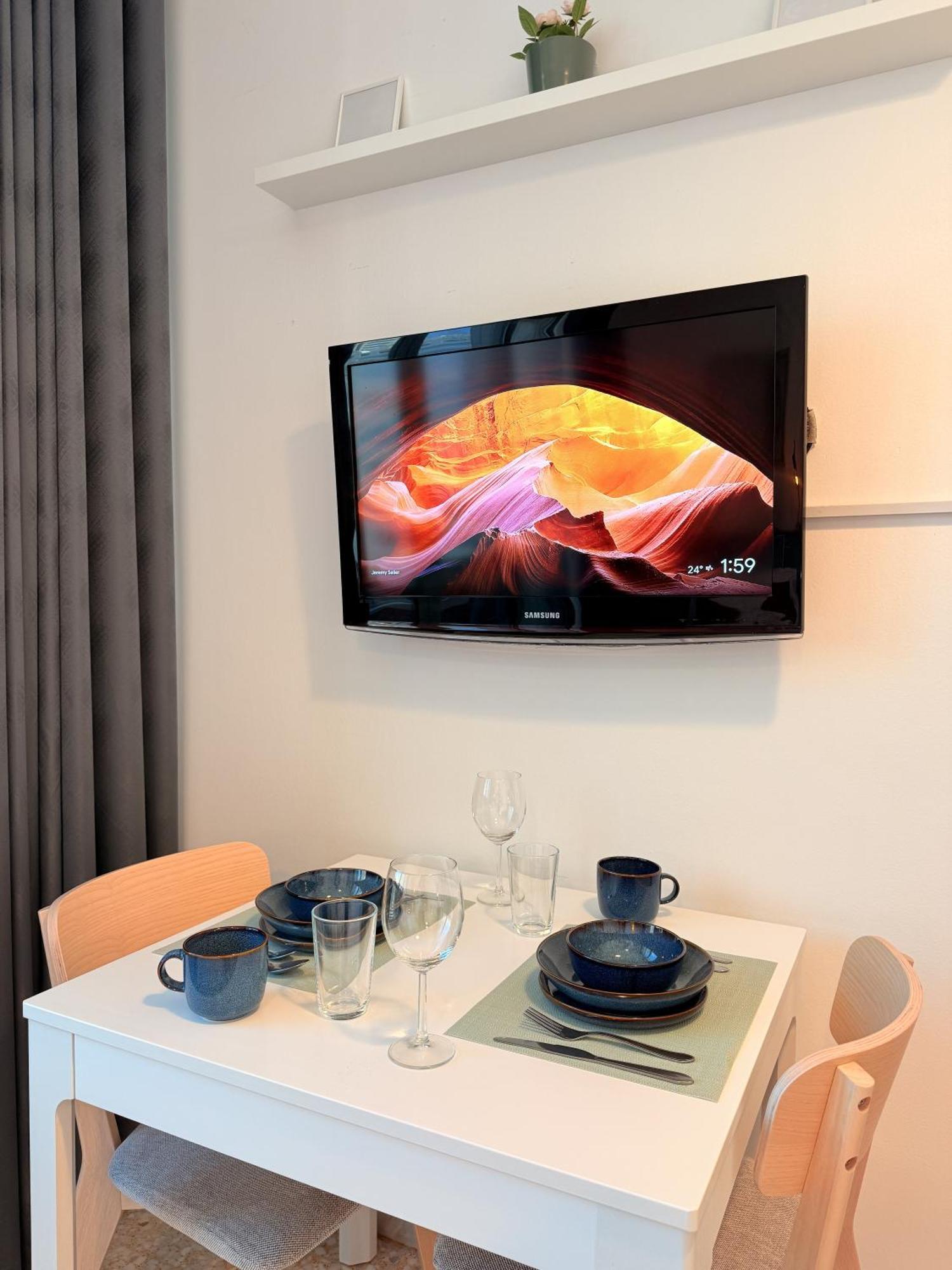Fully Furnished Twin With Shared Toilet Privatunterkunft Abu Dhabi