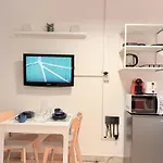 Fully Furnished Twin Room With Shared Toilet